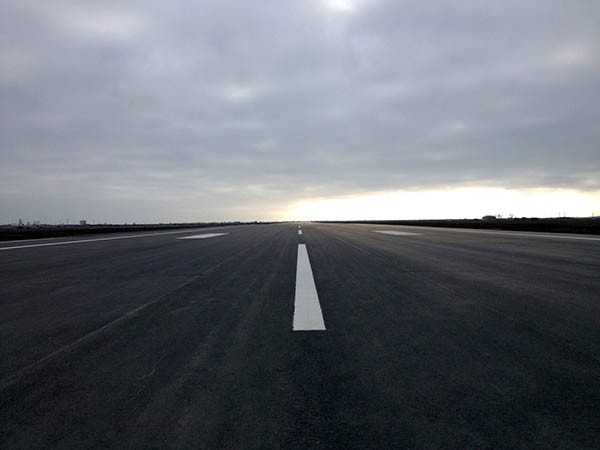 Взлетно-посадочная полоса аэропорта “Уйташ” после реконструкции