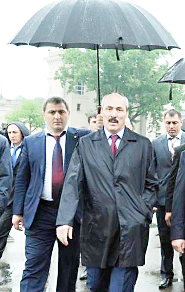 Рамазан Абдулатипов уверен, что контролирует  политическую погоду в республике