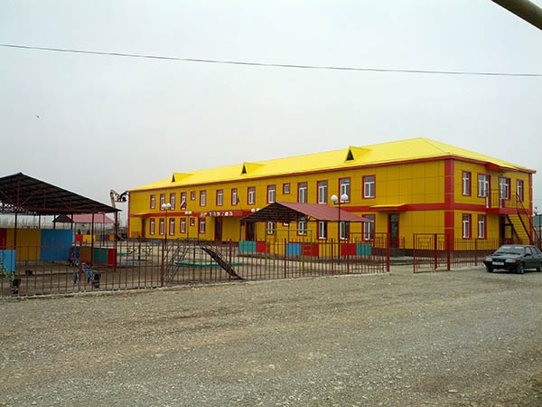 Менее чем за два года в Новом Костеке удалось построить и сдать современный типовой детский сад