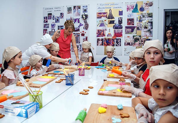 На арт-кухне «ГУРМЭ Studio» первый мастер-класс для маленьких кулинаров
