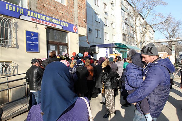 Правильная организация работы медучреждений должна избавить Дагестан от очередей