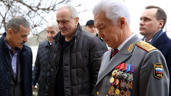 Владимиру Васильеву надо сориентировать силовой блок в приоритетах: бороться с коррупцией или...