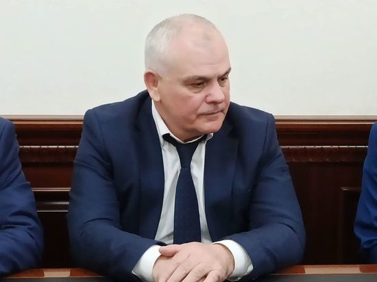 Мэр Дагестанских Огней Джалалутдин Алирзаев ощутил на себе давление народных масс