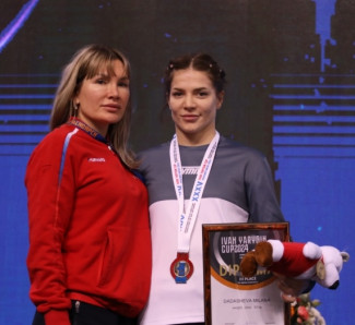 Светлана Грачёва (тренер) и Милана Дадашева, призёр турнира